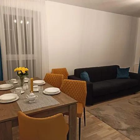 Smart Chic Apartment *